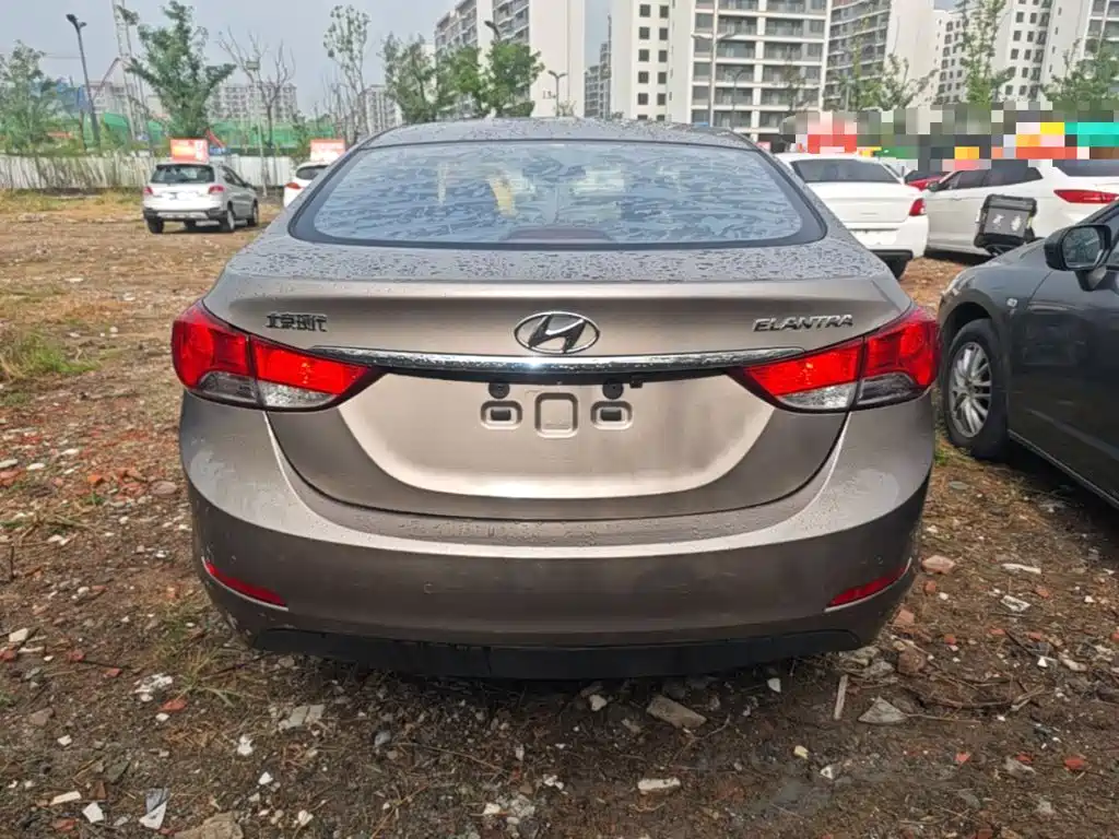 Hyundai Elantra Langdong — миниатюра 6