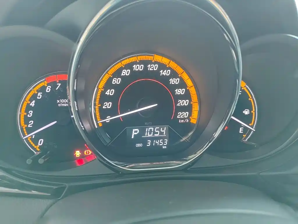 Toyota Yaris L — миниатюра 12