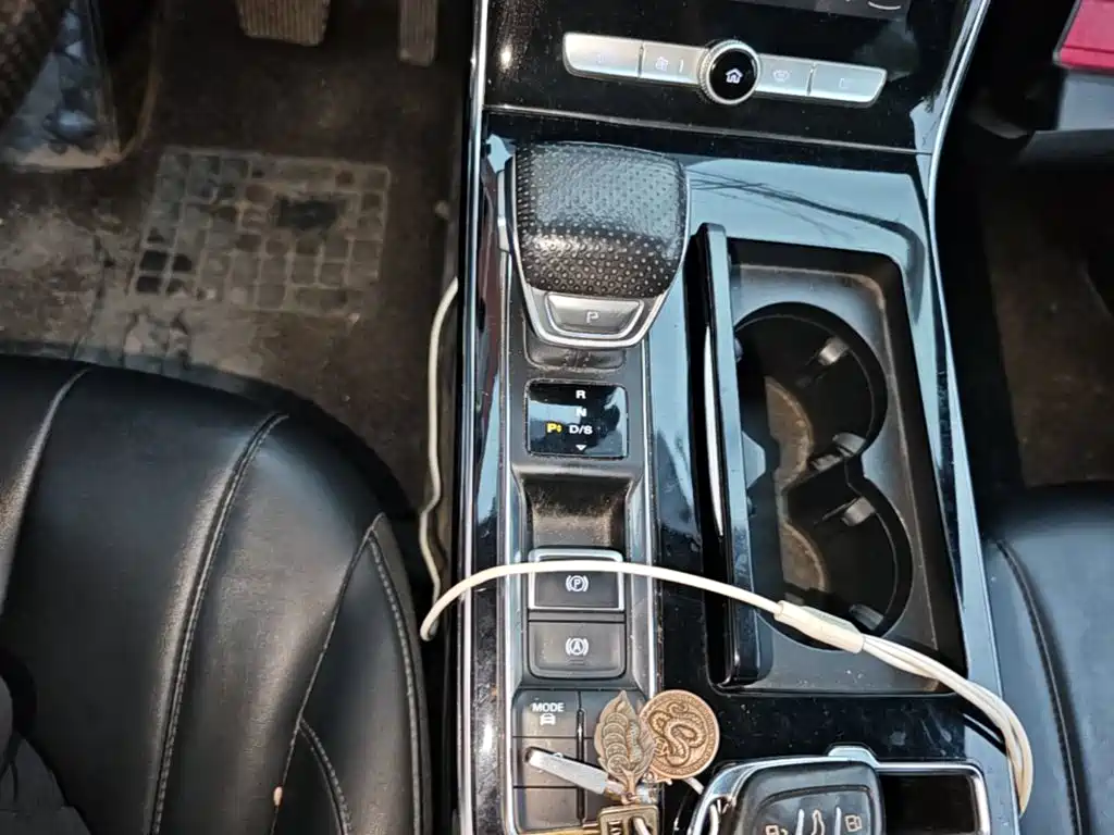 Roewe RX5 MAX — миниатюра 14