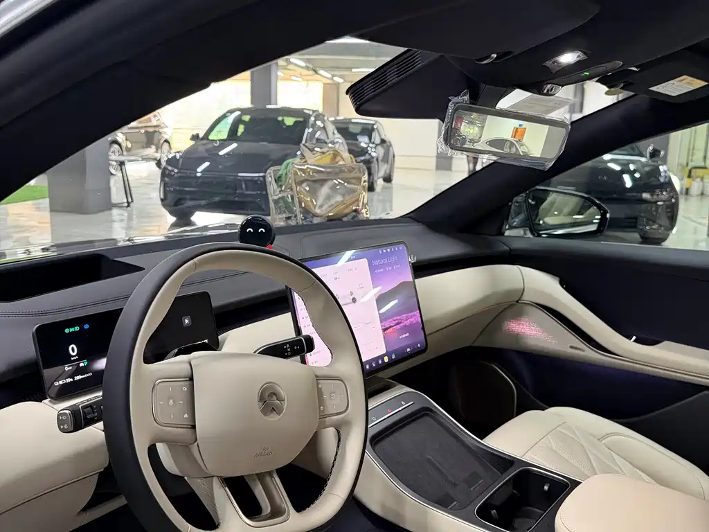 NIO ET5T — миниатюра 6