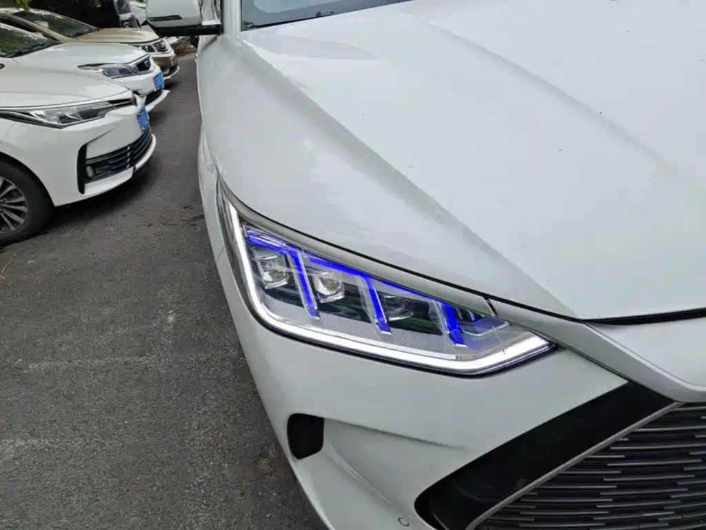 BYD PLUS New Energy — миниатюра 13