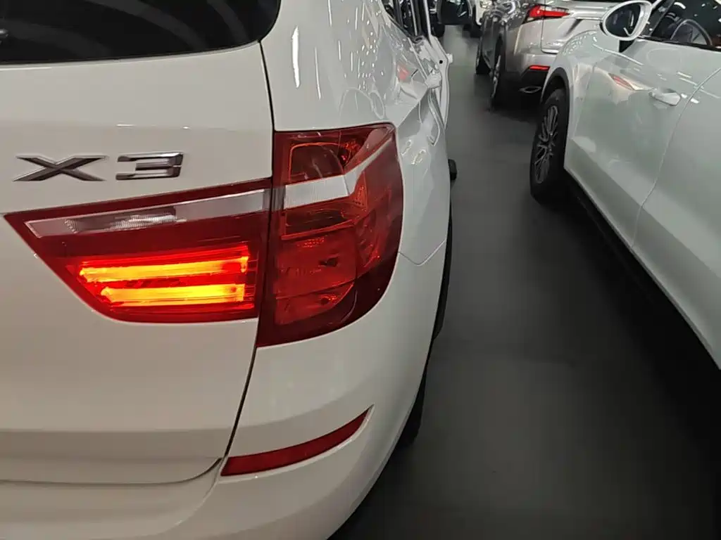 BMW X3 (Import) — миниатюра 8