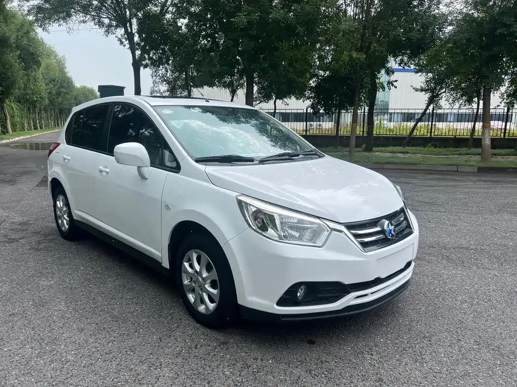 Venucia R50 — миниатюра 3