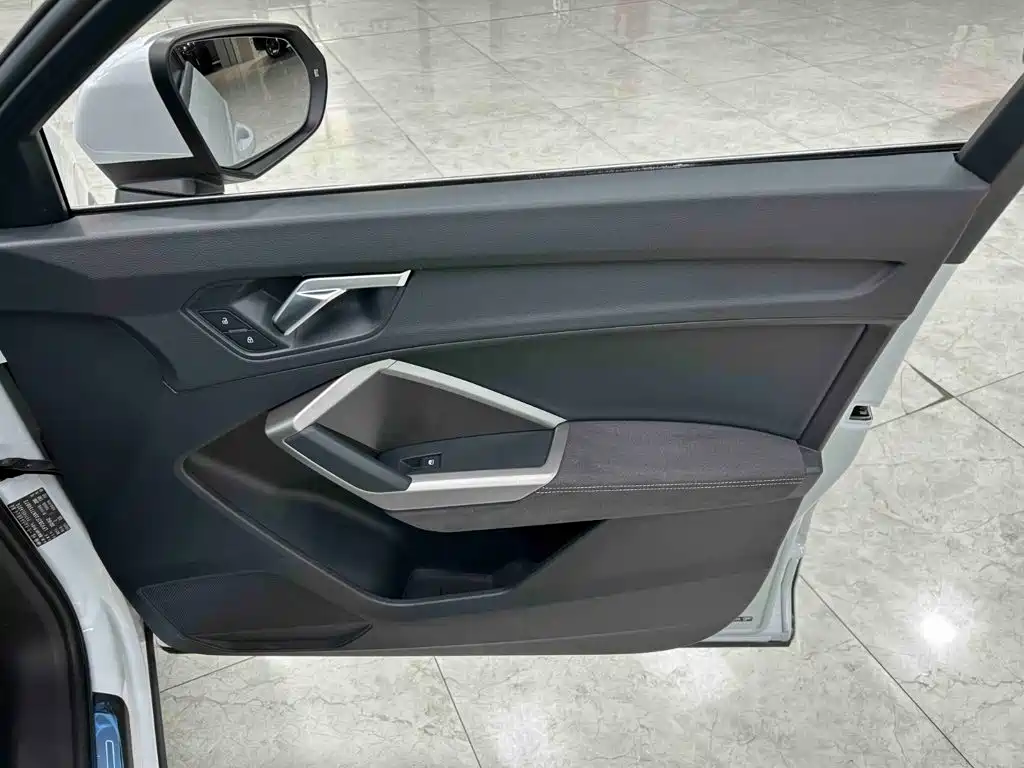 Audi Q3 — миниатюра 17