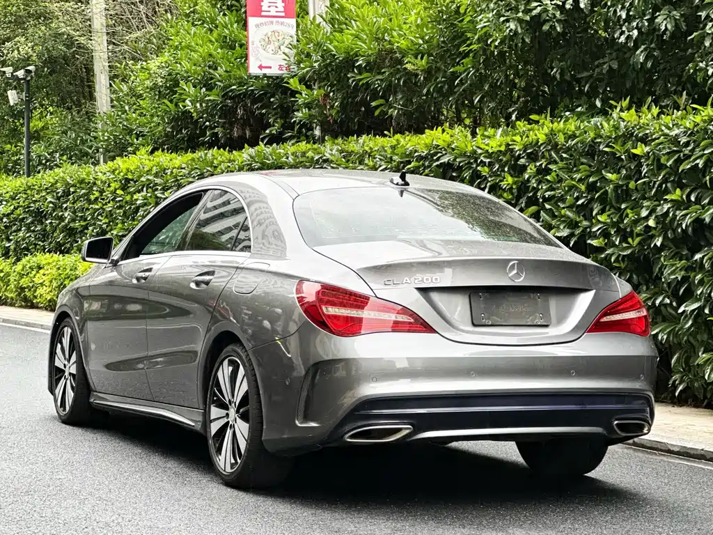 Mercedes-Benz CLA 2017 CLA 200 Fashion