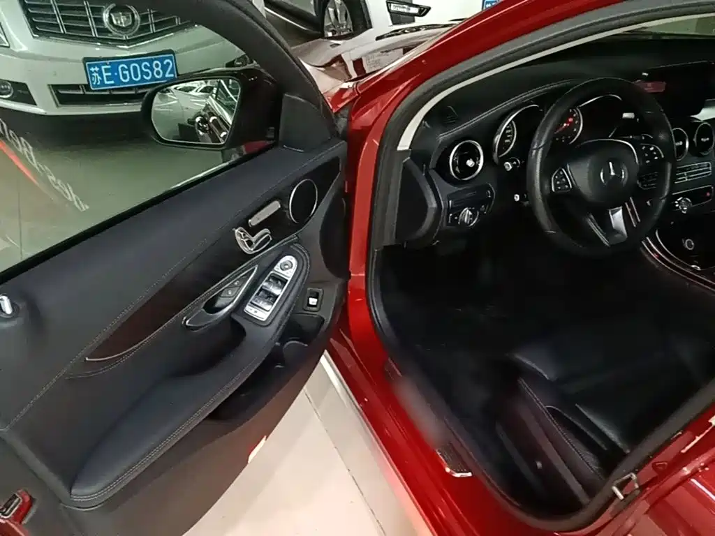 Mercedes-Benz C-Class — миниатюра 16