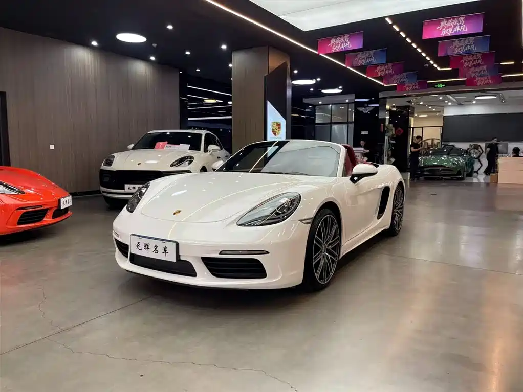 Купить Porsche 718