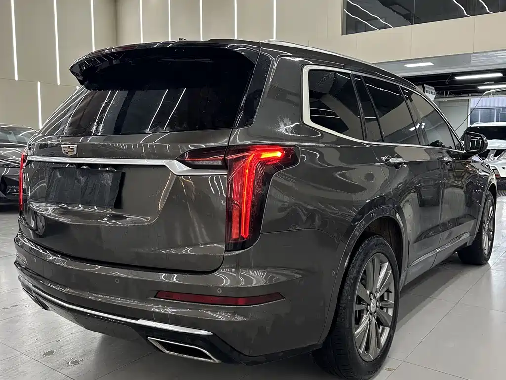 Cadillac XT6 — миниатюра 8