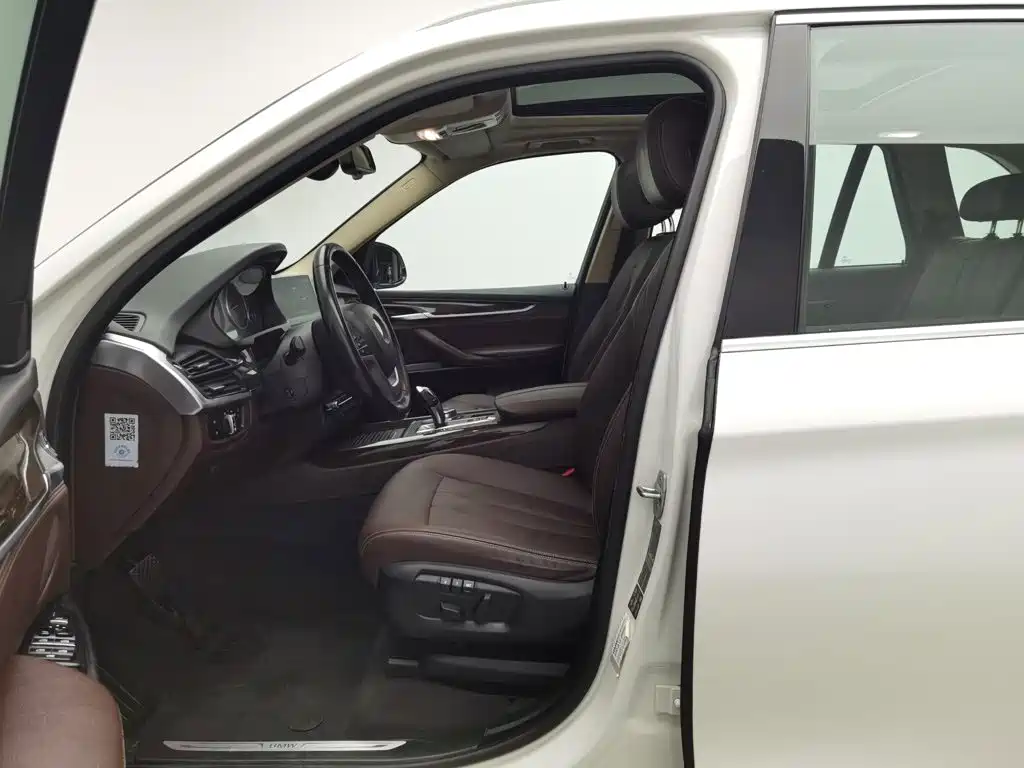 BMW X5 (Import) — миниатюра 10
