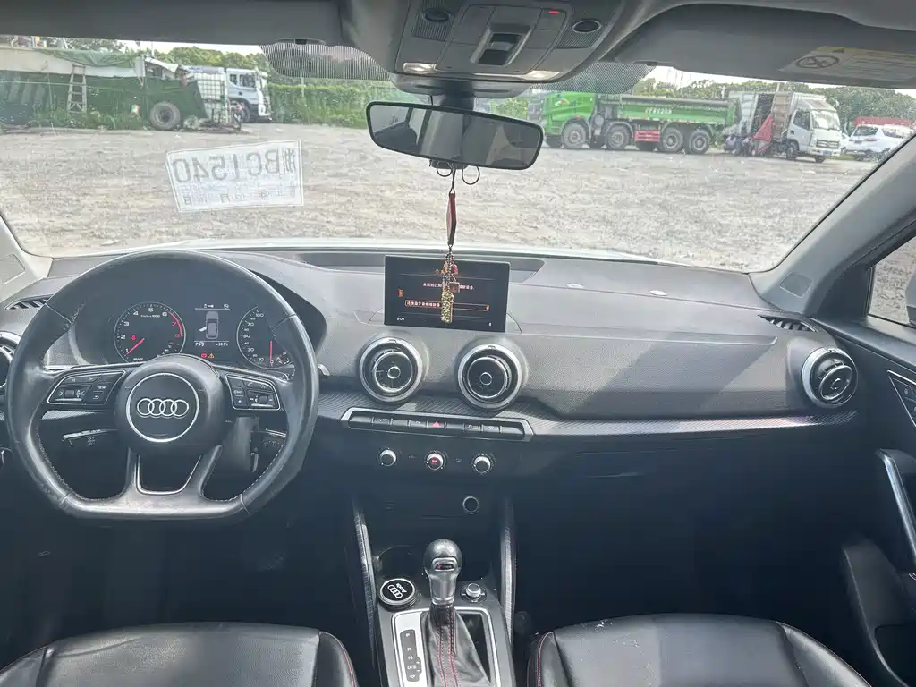 Audi Q2L — миниатюра 4