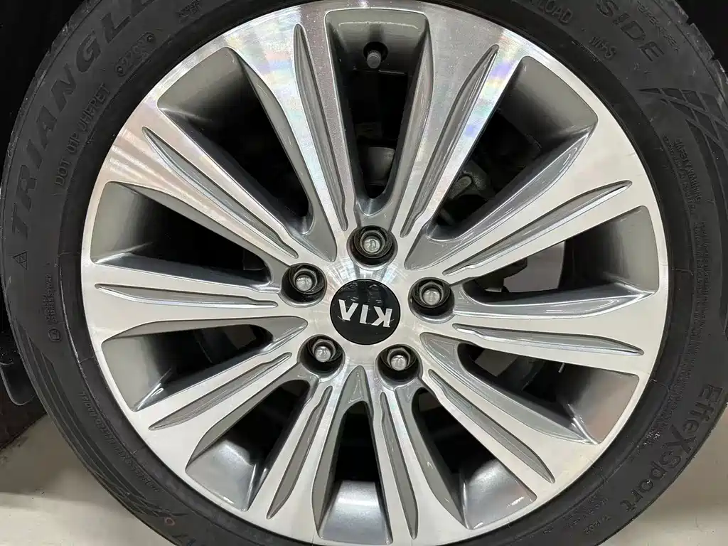Kia K4 — миниатюра 12