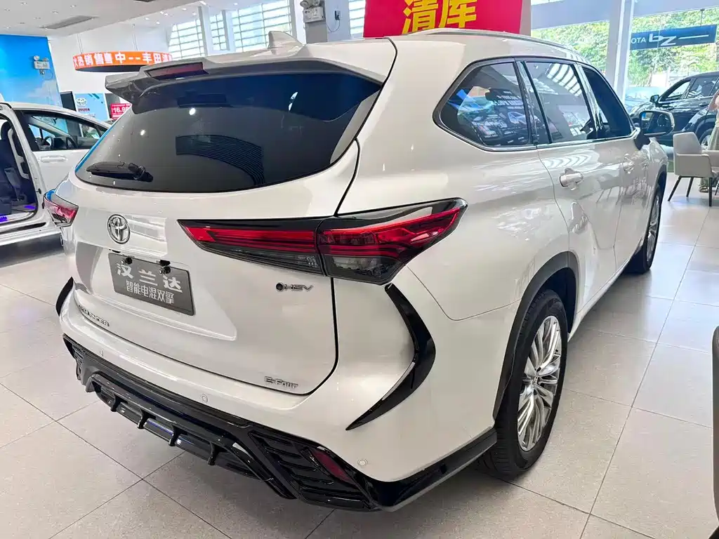 Toyota Highlander — миниатюра 5