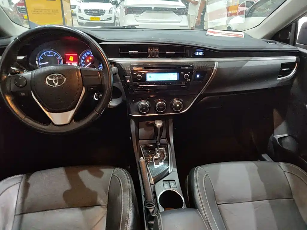 Toyota Corolla — миниатюра 10