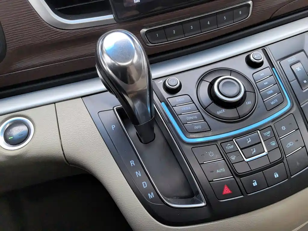 Buick GL8 — миниатюра 13
