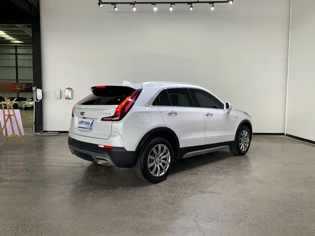 Cadillac XT4 — миниатюра 13