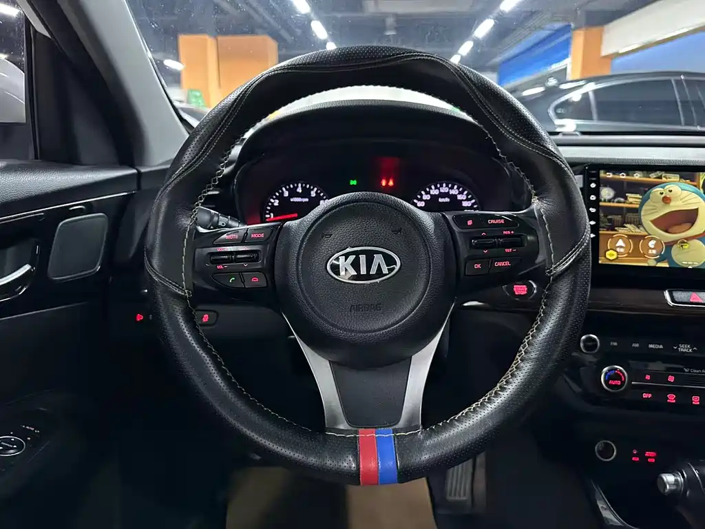 Kia K4 — миниатюра 10