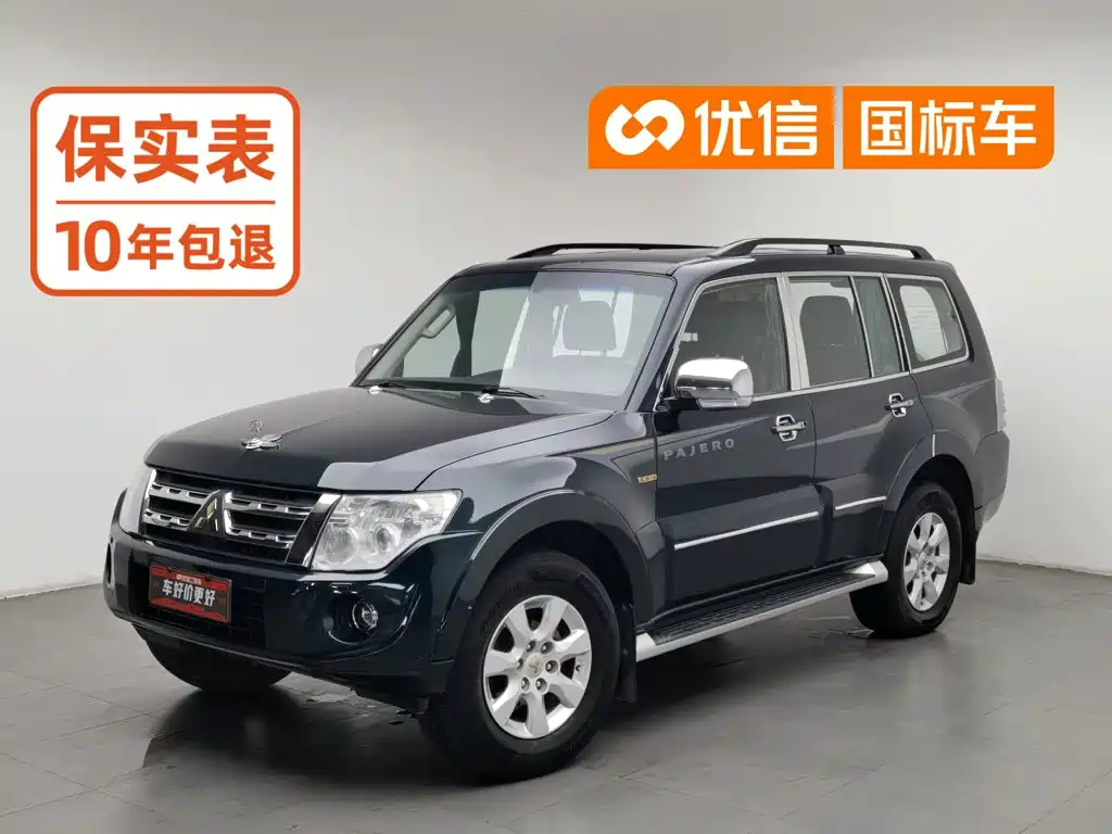 Mitsubishi Pajero (Import)