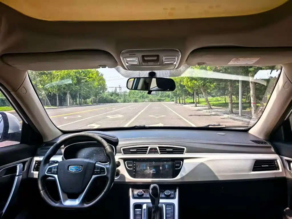 Geely Boyue — миниатюра 9