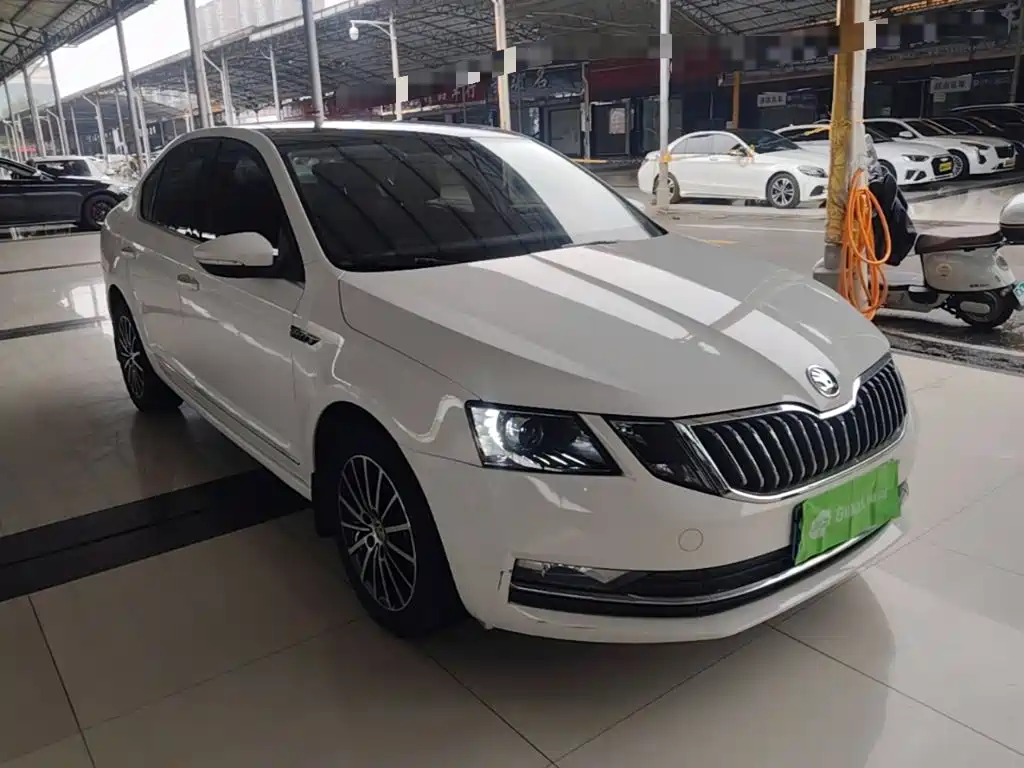 Skoda Octavia — миниатюра 4