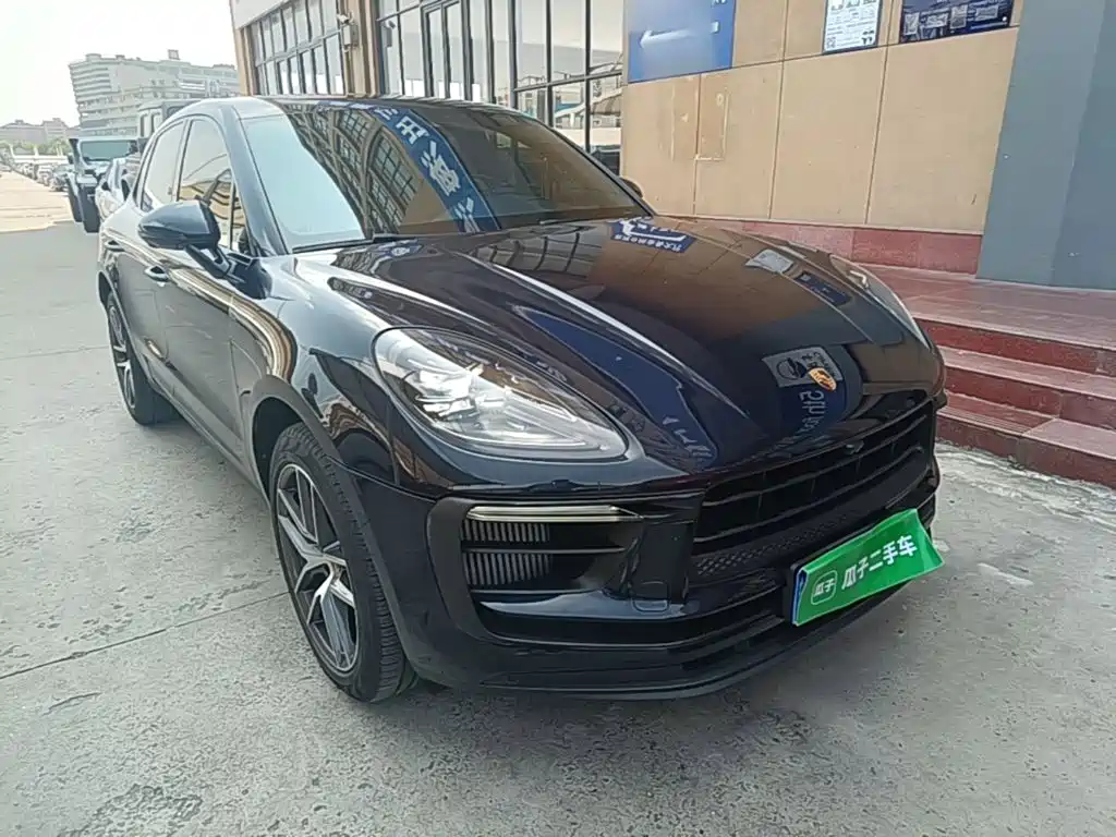 Porsche Macan — миниатюра 4