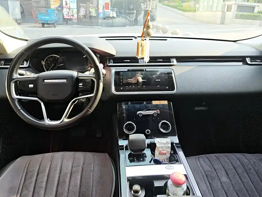 Land Rover Velar — миниатюра 11