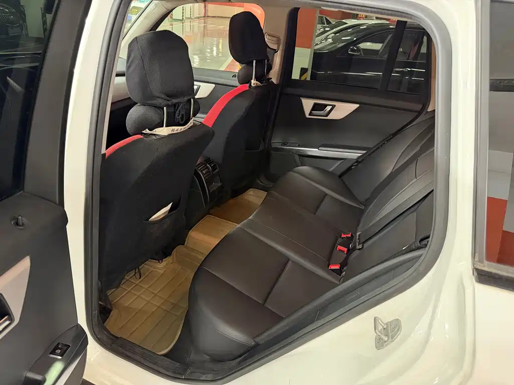 Mercedes-Benz GLK-Class — миниатюра 5