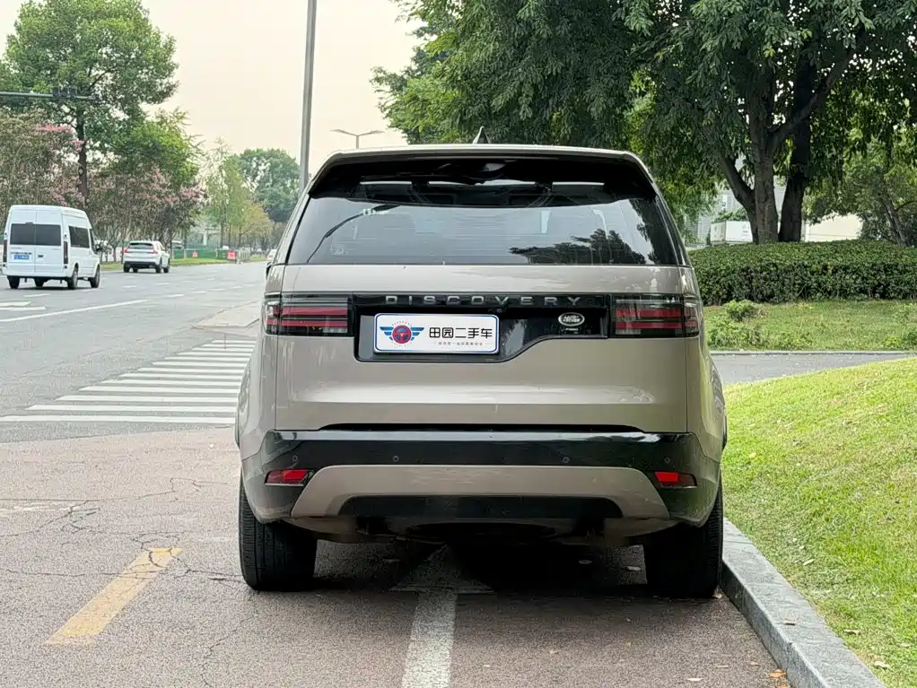 Land Rover Discovery — миниатюра 5
