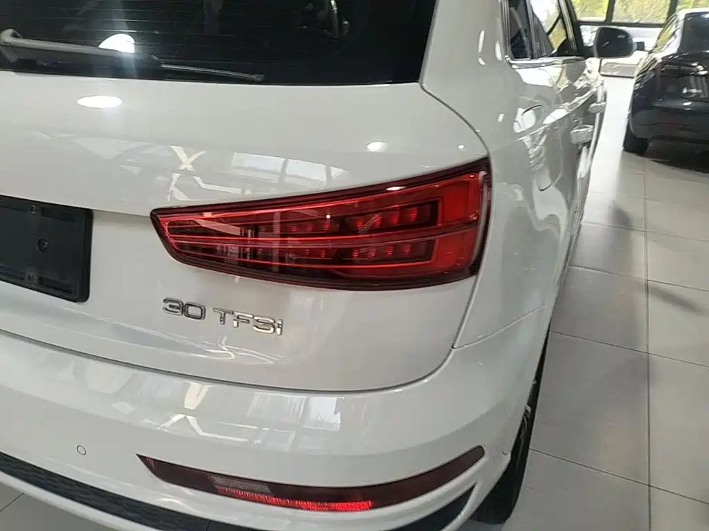 Audi Q3 — миниатюра 8