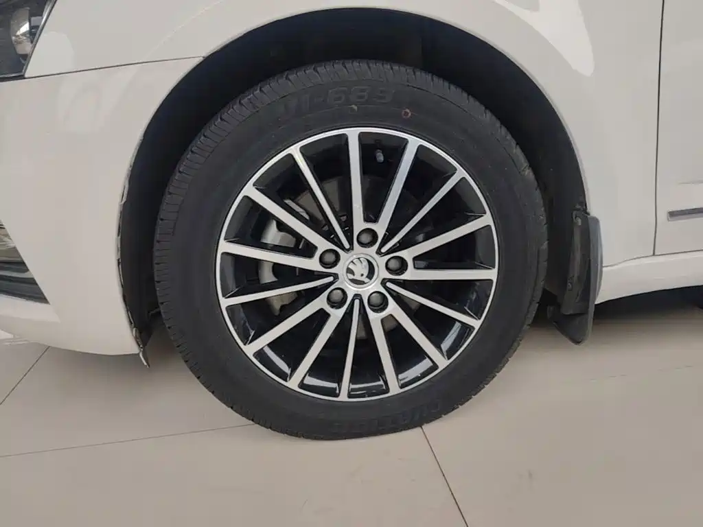 Skoda Octavia — миниатюра 23