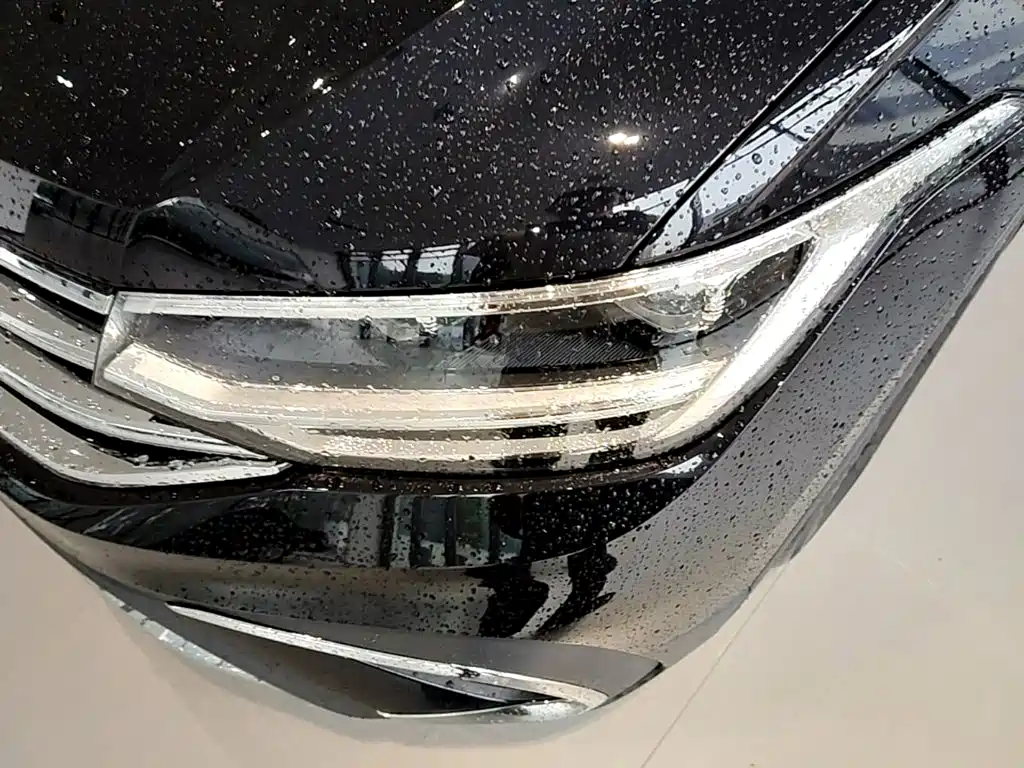 Volkswagen Tiguan L — миниатюра 24