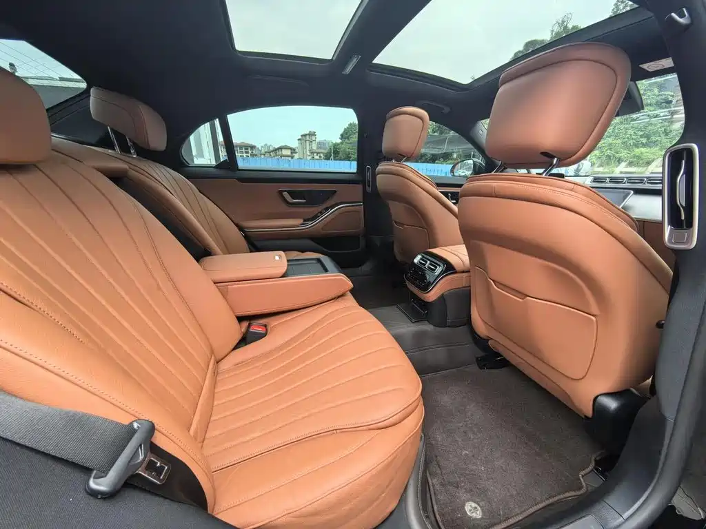 Mercedes-Benz S-Class — миниатюра 6