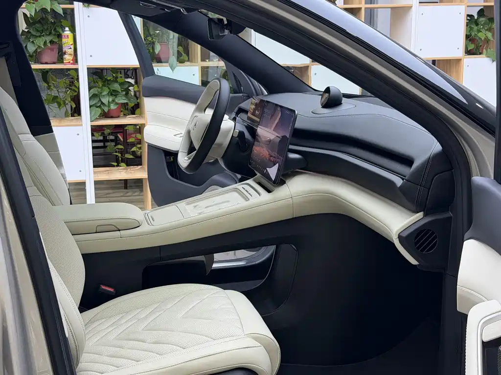 NIO ES6 — миниатюра 14
