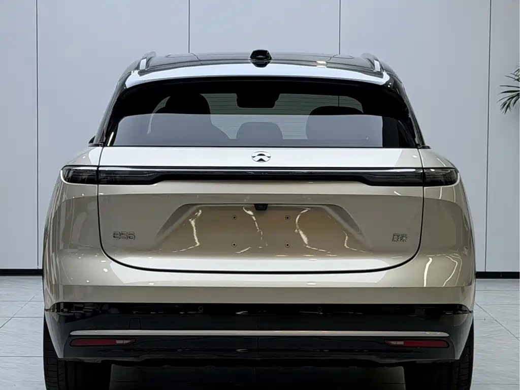 NIO ES6 — миниатюра 16
