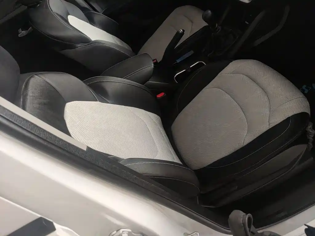 Wuling Hongguang S3 — миниатюра 25