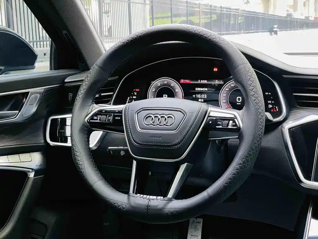 Audi A6L — миниатюра 12