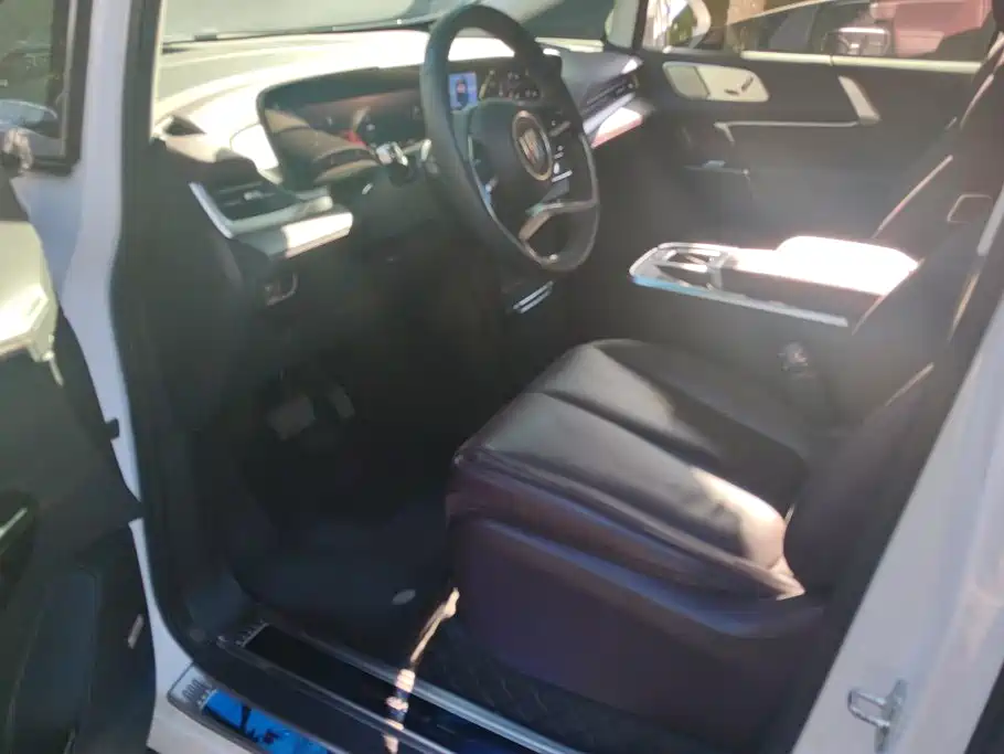 Buick Century — миниатюра 9