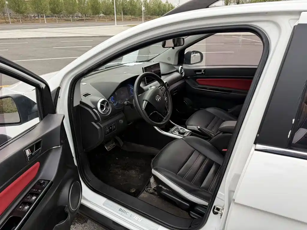 BAIC New Energy EC5 — миниатюра 6