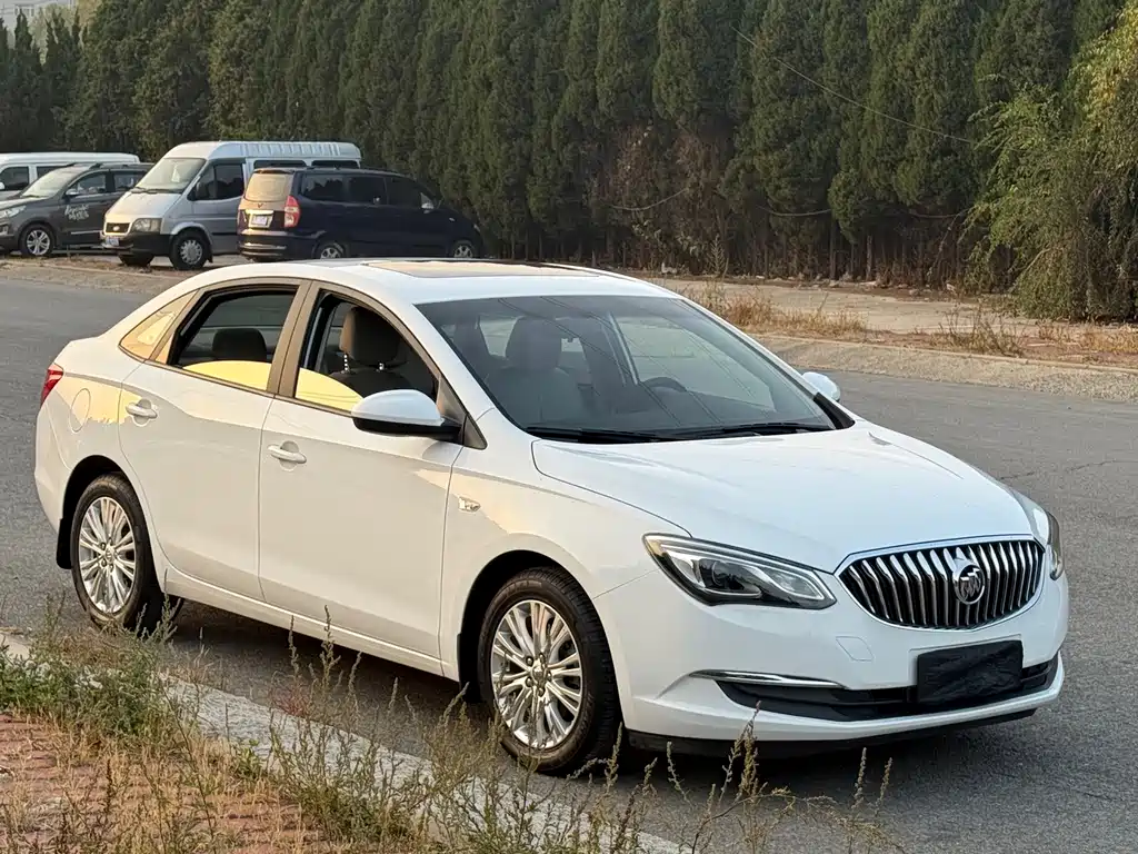 Buick Excelle — миниатюра 7