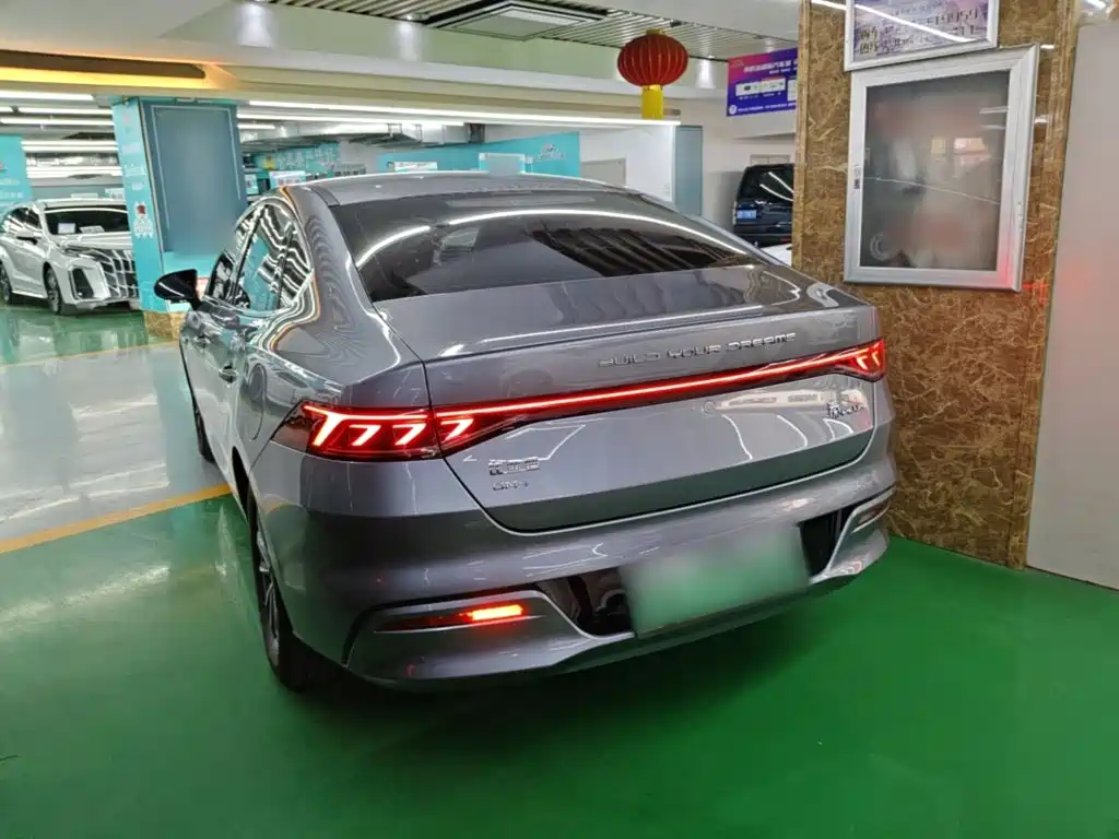 BYD Qin Plus PLUS 2023 Champion DM-i 55KM Lead