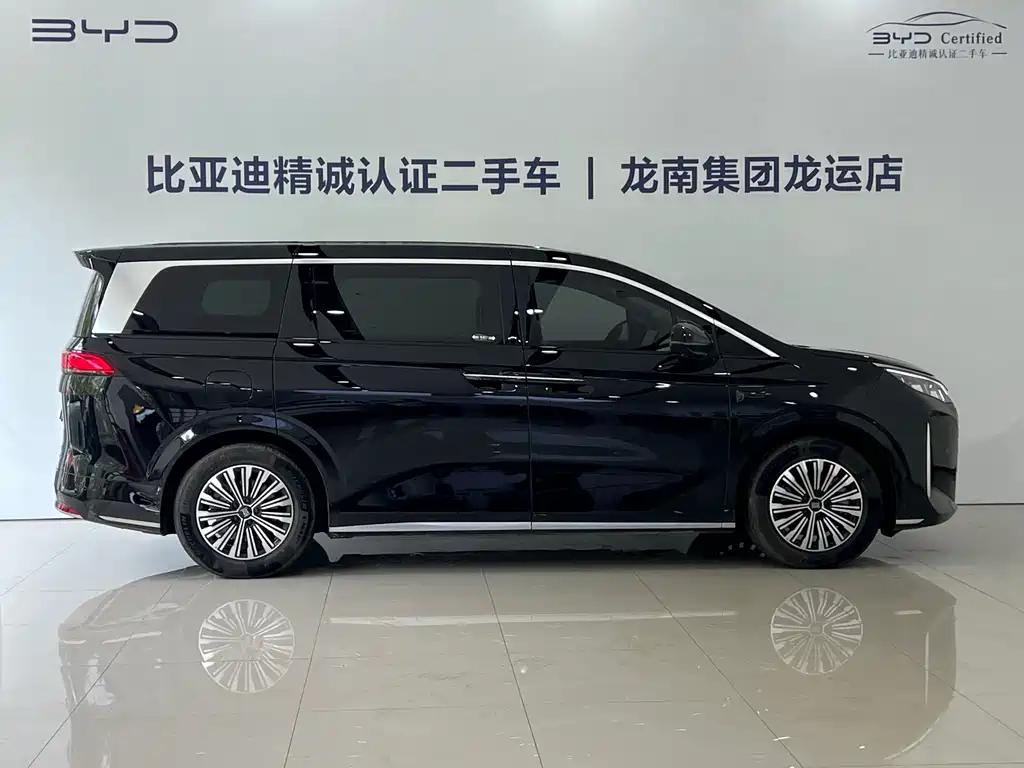 BYD Xia 2025 DM-i 1.5T 180km