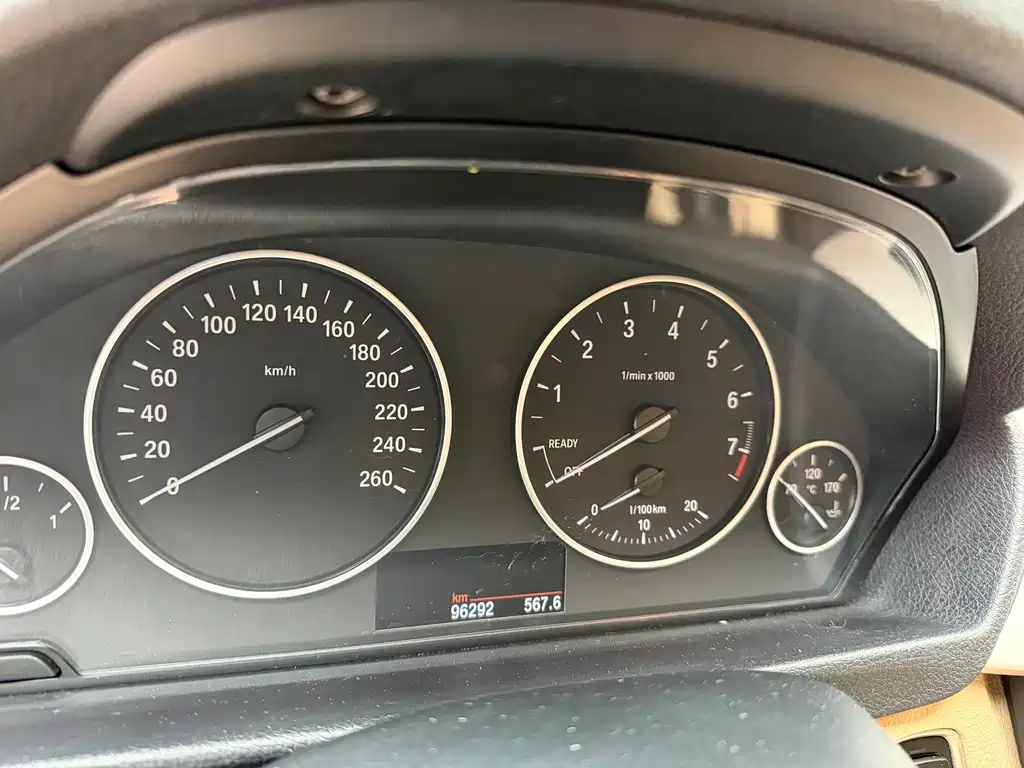 BMW 3 Series — миниатюра 6