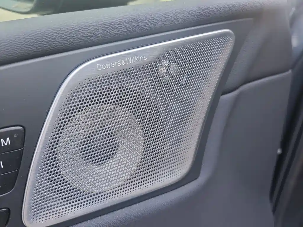 VOLVO XC60 PLUG IN HYBRID