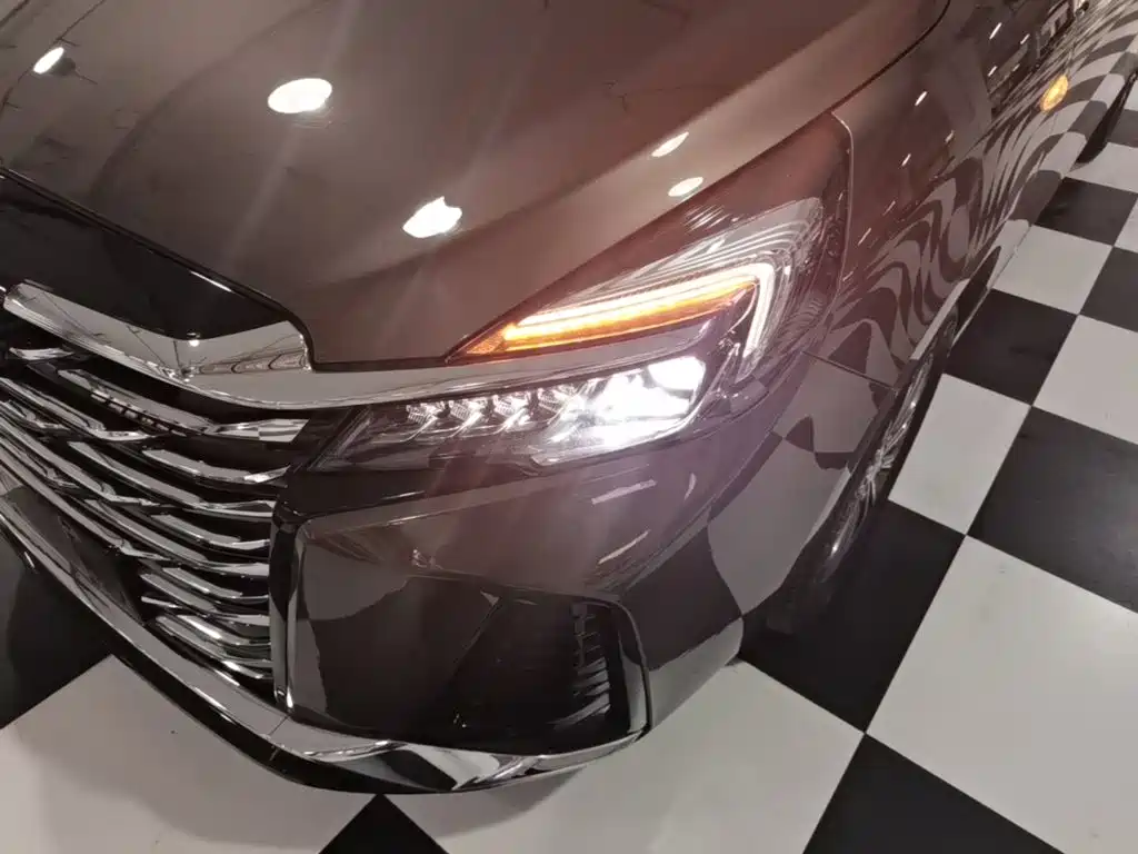 Buick GL8 — миниатюра 24