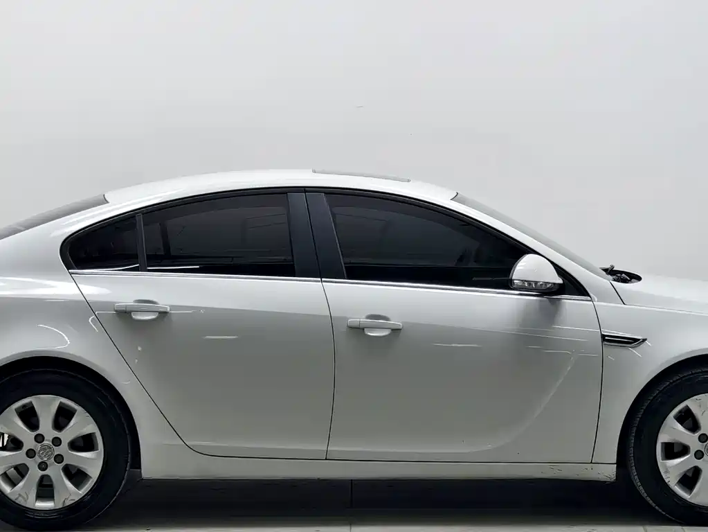 Buick Regal — миниатюра 8
