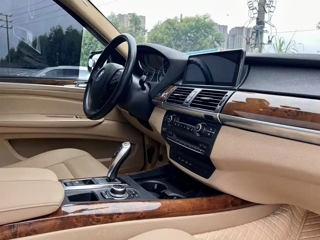 BMW X5 (Import) — миниатюра 15