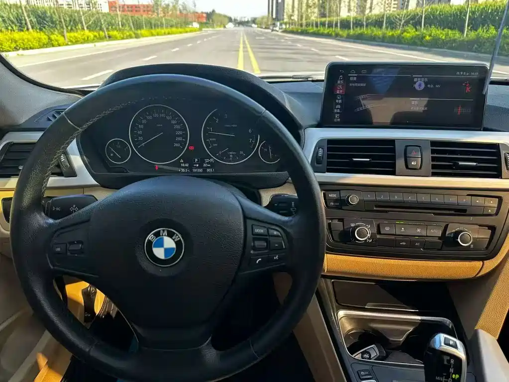 BMW 3 Series — миниатюра 5