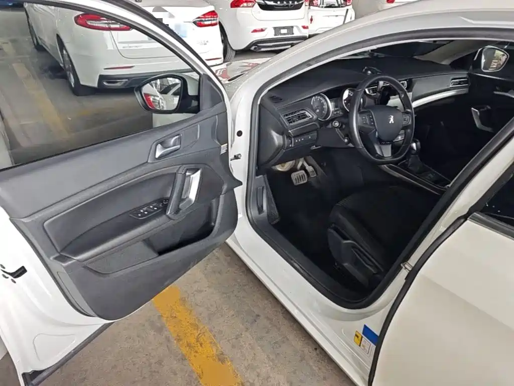 Peugeot 408 — миниатюра 16