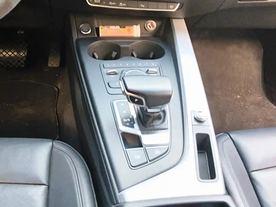 Audi A4L — миниатюра 16
