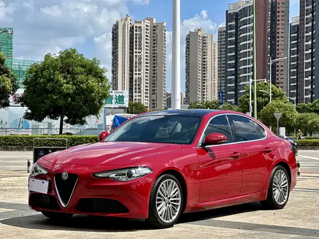 ALFA ROMEO GIULIA 2019