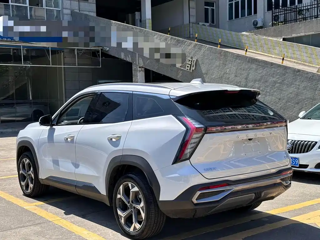 Geely Boyue L — миниатюра 7